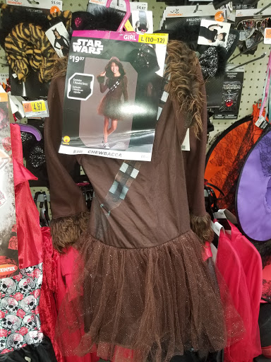 Department Store «Walmart Supercenter», reviews and photos, 235 E Dorset Dr, Dixon, CA 95620, USA