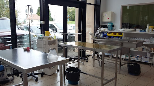 Clinique Clinique Vétérinaire de l'Araucaria Oradour-sur-Vayres