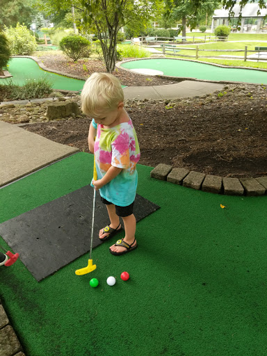 Golf Club «Downview Sports Center», reviews and photos, 1617 Bailey Rd, Cuyahoga Falls, OH 44221, USA