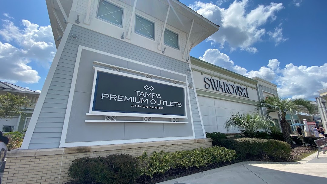 Tampa Premium Outlets