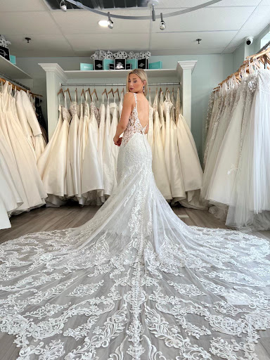 Bridal Shop «Le Bella Donna Bridal & Formal Shop», reviews and photos, 319 York Rd, Jenkintown, PA 19046, USA