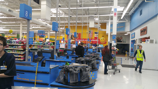 Department Store «Walmart Supercenter», reviews and photos, 3003 N Highway 61, Muscatine, IA 52761, USA