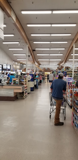 Grocery Store «Town & Country», reviews and photos, 1217 W Park St, Livingston, MT 59047, USA