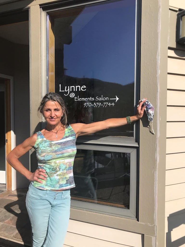 Lynne @ Elements 81621