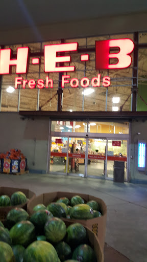 Grocery Store «H-E-B Grocery», reviews and photos, 3111 Woodridge Cove Dr Suite 500, Houston, TX 77087, USA