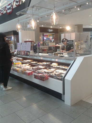 Shopping Mall «Westfield Santa Anita», reviews and photos, 400 S Baldwin Ave, Arcadia, CA 91007, USA