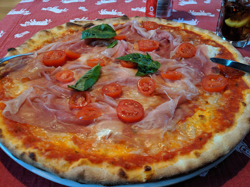 La Sieia - Restaurant Pizzeria Lounge Bar in San Ciascian, Provincia Autonoma di Bolzano – Alto Adige