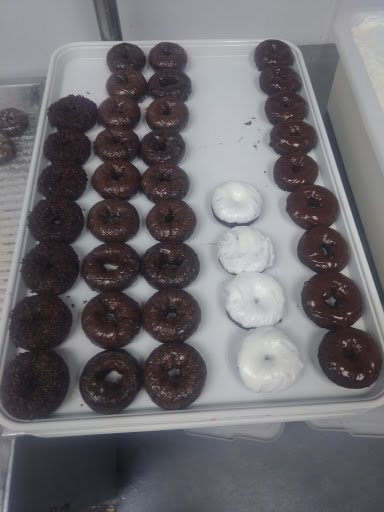 Donut Shop «The Donut Palace», reviews and photos, 37 Clarkson Rd, Ellisville, MO 63011, USA