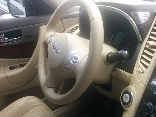 Car Dealer «Lauderdale INFINITI», reviews and photos, 900 E Sunrise Blvd, Fort Lauderdale, FL 33304, USA