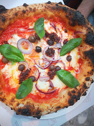 Photo n°44 de Metà e Metà Pizzeria à Montreuil ()