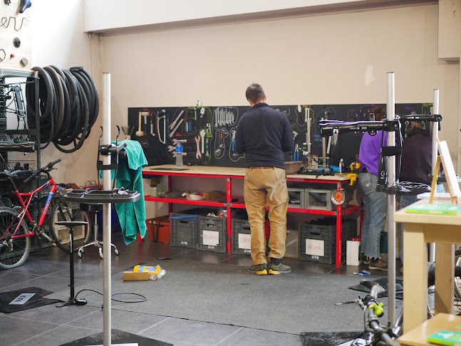 Recyclerie Sportive Marseille Bougainville - Magasin d'articles de sports
