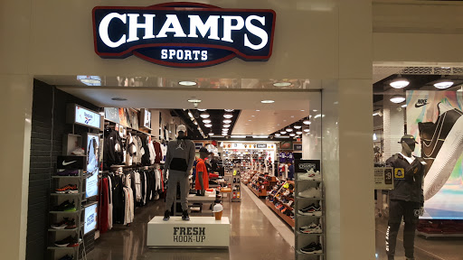 Champs Sports, 627 Rosedale Shopping Center, Roseville, MN 55113, USA, 