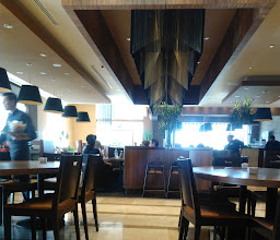 Toks plaza portales photo