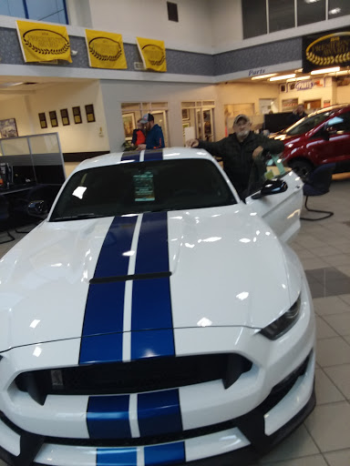 Ford Dealer «Mike Castrucci Ford Lincoln of Alexandria, Inc.», reviews and photos, 7400 Alexandria Pike, Alexandria, KY 41001, USA