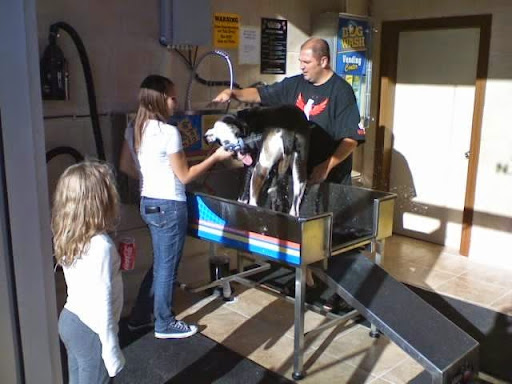 Car Wash «Prestige Car Wash», reviews and photos, 245 N Pearl St, Brockton, MA 02301, USA