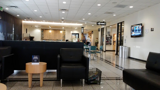 Ford Dealer «Holmes Tuttle Ford Auto Mall Tucson», reviews and photos, 660 W Auto Mall Dr, Tucson, AZ 85705, USA