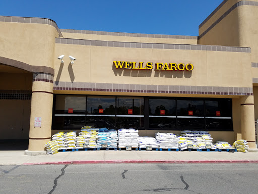 Wells Fargo Bank, 49 E 400 N, Logan, UT 84321, Bank