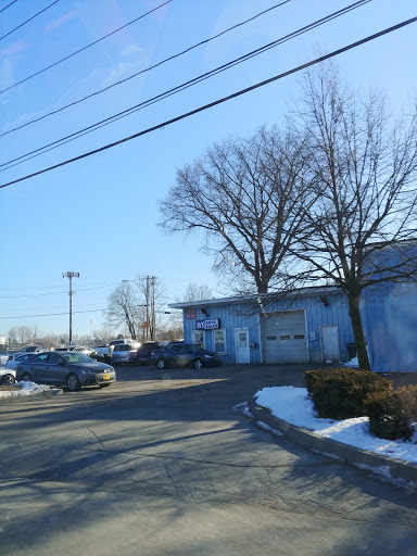 Roberts Auto Detailing Center en Troy
