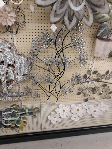 Craft Store «Hobby Lobby», reviews and photos, 1404 Old Aberdeen Rd #41, Columbus, MS 39705, USA