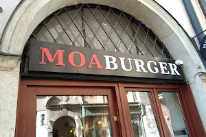 Moaburger image