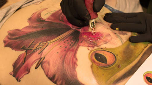 Tattoo Shop «Dark Horse Tattoo Company», reviews and photos, 1111 N Gilbert Rd #108, Gilbert, AZ 85234, USA