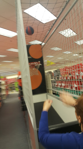 Shoe Store «Shoe Carnival», reviews and photos, 152 S Gary Ave, Bloomingdale, IL 60108, USA