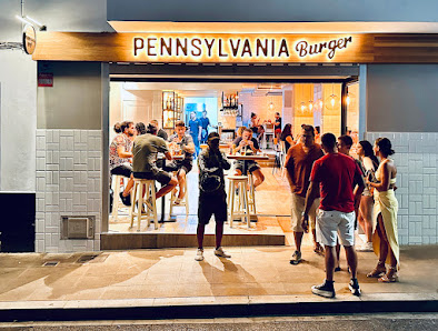 Pennsylvania Burger Calle San Antonio, 17, 07820 Sant Antoni de Portmany, Illes Balears, España