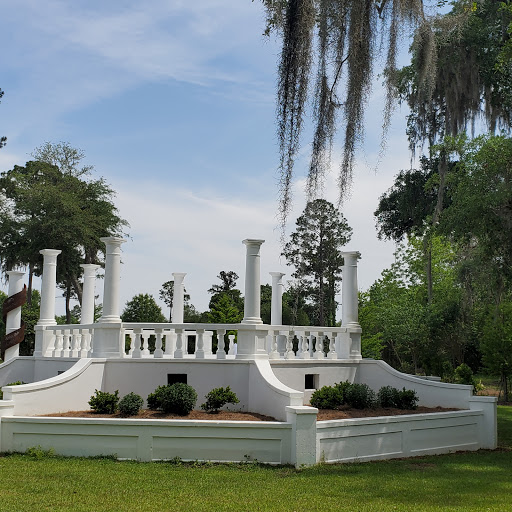 Radium Springs Garden image 5