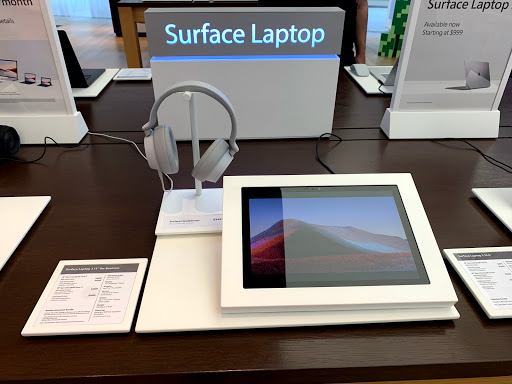 Computer Store «Microsoft Store - International Plaza», reviews and photos, 2223 N Westshore Blvd, Tampa, FL 33607, USA