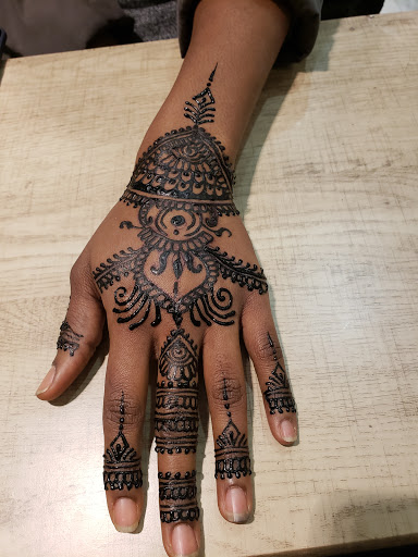 Tattoo Shop «Perfect Henna Tattoos», reviews and photos, 1961 Chain Bridge Rd, McLean, VA 22102, USA