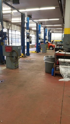 Tire Shop «Goodyear Auto Service Center», reviews and photos, 3075 E Grand Blvd, Detroit, MI 48202, USA