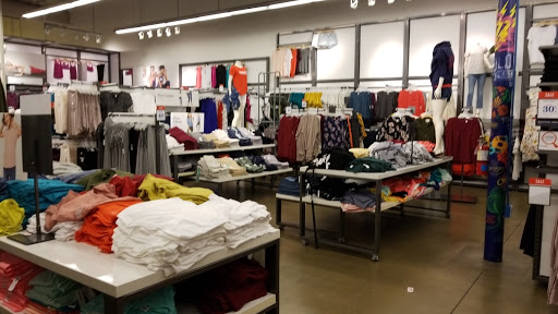 Clothing Store «Old Navy», reviews and photos, 7557 W Bell Rd, Peoria, AZ 85382, USA