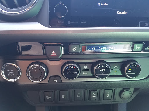 Toyota Dealer «Toyota South Atlanta», reviews and photos, 6865 Jonesboro Rd, Morrow, GA 30260, USA