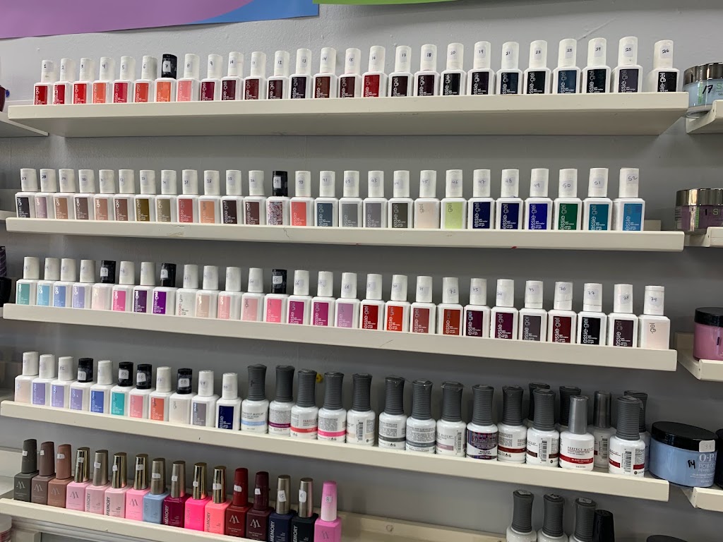 DIAMOND SHINE NAILS & SPA 07009