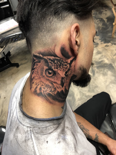 Tattoo Shop «Pink Rhino Tattoo», reviews and photos, 3519 N Halsted St, Chicago, IL 60657, USA