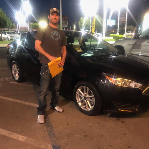 Used Car Dealer «Eddies Auto World», reviews and photos, 4889 N Blackstone Ave, Fresno, CA 93726, USA