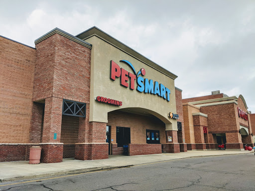 PetSmart, 2641 Lawndale Dr, Greensboro, NC 27408, USA, 