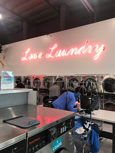 Laundromat «Love Laundry South Sacramento», reviews and photos, 7272 Franklin Blvd, Sacramento, CA 95823, USA