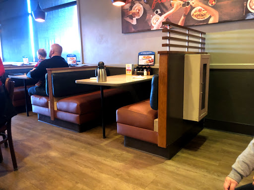 Shopping Mall «Town & Country Shopping Center», reviews and photos, 2615 N Kansas Expy, Springfield, MO 65803, USA