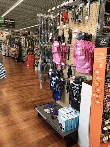 Pet Supply Store «Pet Supplies Plus», reviews and photos, 391 Broadway, Hillsdale, NJ 07642, USA