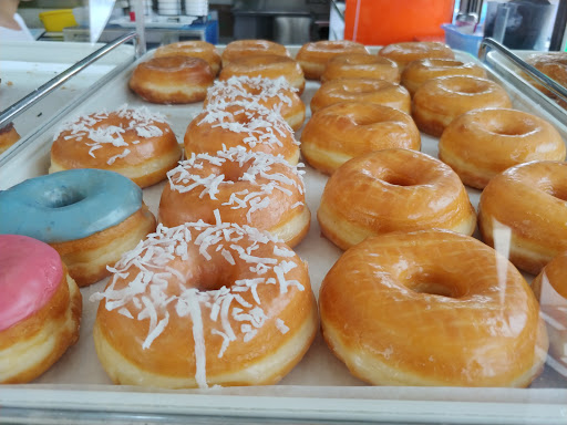 Donut Shop «Bartha Donut», reviews and photos, 4396 E Anaheim St, Long Beach, CA 90804, USA