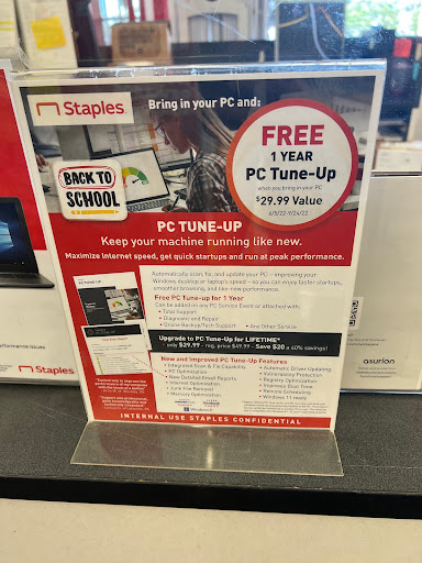 Office Supply Store «Staples», reviews and photos, 627 E Calaveras Blvd, Milpitas, CA 95035, USA