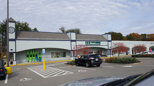 Clothing Store «L.L. Bean Outlet», reviews and photos, 45 Lafayette Rd, North Hampton, NH 03862, USA