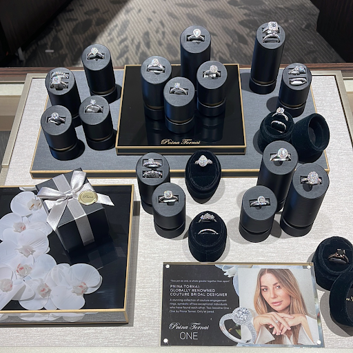 Jewelry Store «Jared The Galleria of Jewelry», reviews and photos, 8275 Red Bug Lake Rd, Oviedo, FL 32765, USA