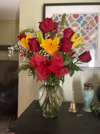 Florist «BELLA ROSE», reviews and photos, 303 E Foothill Blvd, Rialto, CA 92376, USA