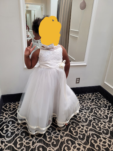 Bridal Shop «Argelia Novias Bridal», reviews and photos, 602 New Park Ave, West Hartford, CT 06110, USA