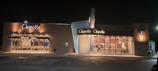 Mexican Restaurant «Chipotle Mexican Grill», reviews and photos, 515 N Hillside St, Wichita, KS 67214, USA