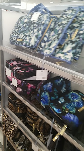 Hair Salon «Ulta Beauty», reviews and photos, 8210 Macedonia Commons Blvd #28, Macedonia, OH 44056, USA