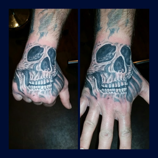 Tattoo Shop «Moselys Tattoo», reviews and photos, 18018 1st Avenue South, Burien, WA 98148, USA