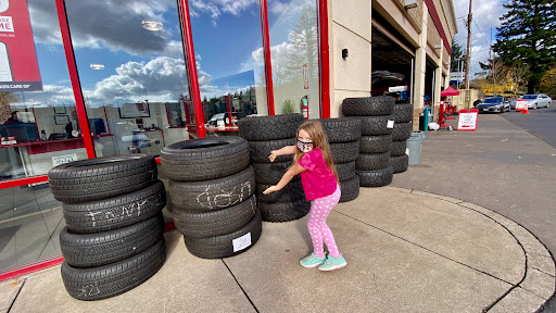 Tire Shop «Discount Tire Store - Tigard, OR», reviews and photos, 11462 SW Pacific Hwy, Tigard, OR 97223, USA